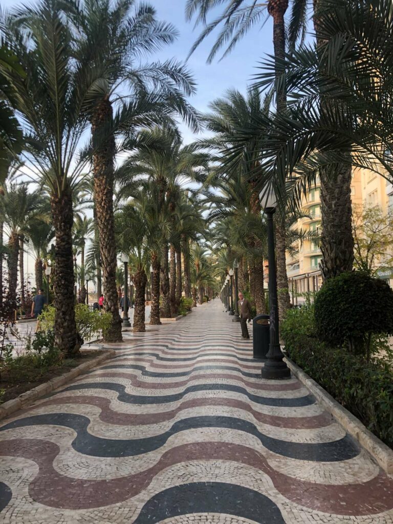 Histoire de l'Art Mosaïque L' Explanade est une promenade dans la ville espagnole d' Alicante